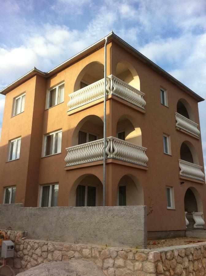 נובי ווינודולסקי Apartments Mara מראה חיצוני תמונה