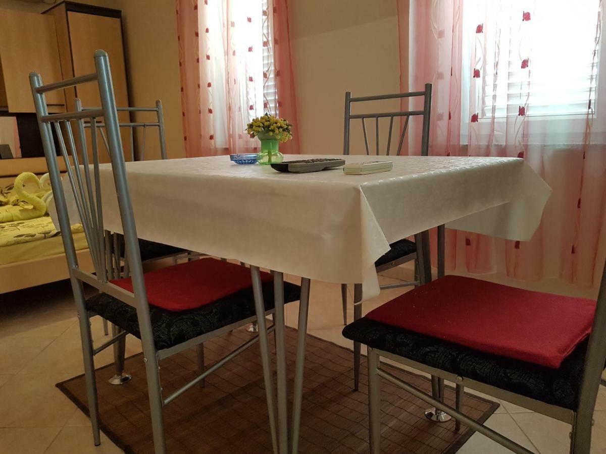 נובי ווינודולסקי Apartments Mara מראה חיצוני תמונה