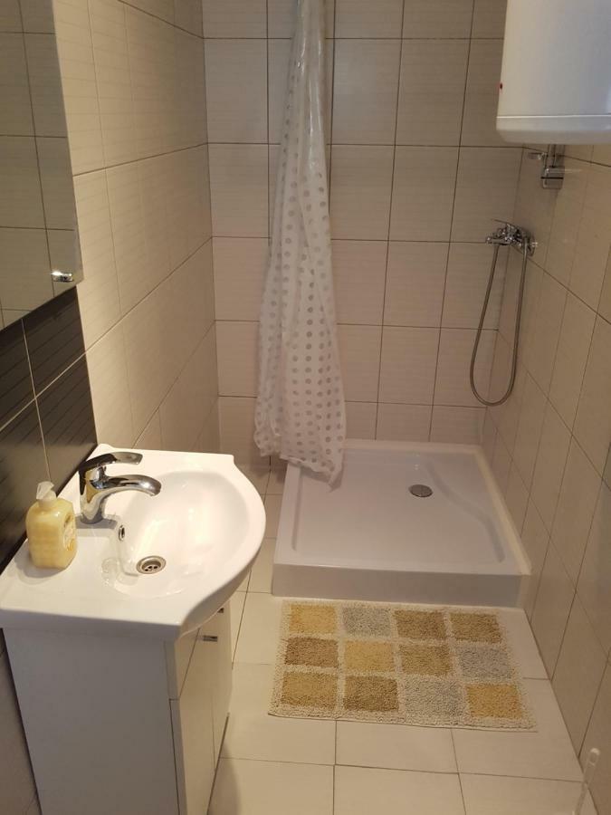 נובי ווינודולסקי Apartments Mara מראה חיצוני תמונה